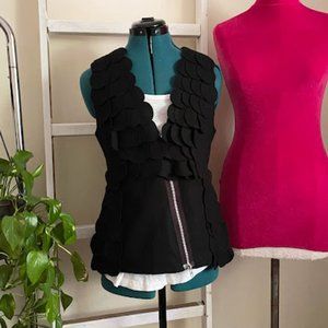 ark & co black wool vest with circle detail Small